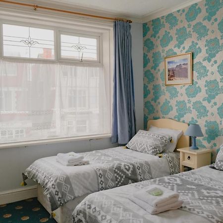 The Glen Stuart Hotel Blackpool Exteriör bild